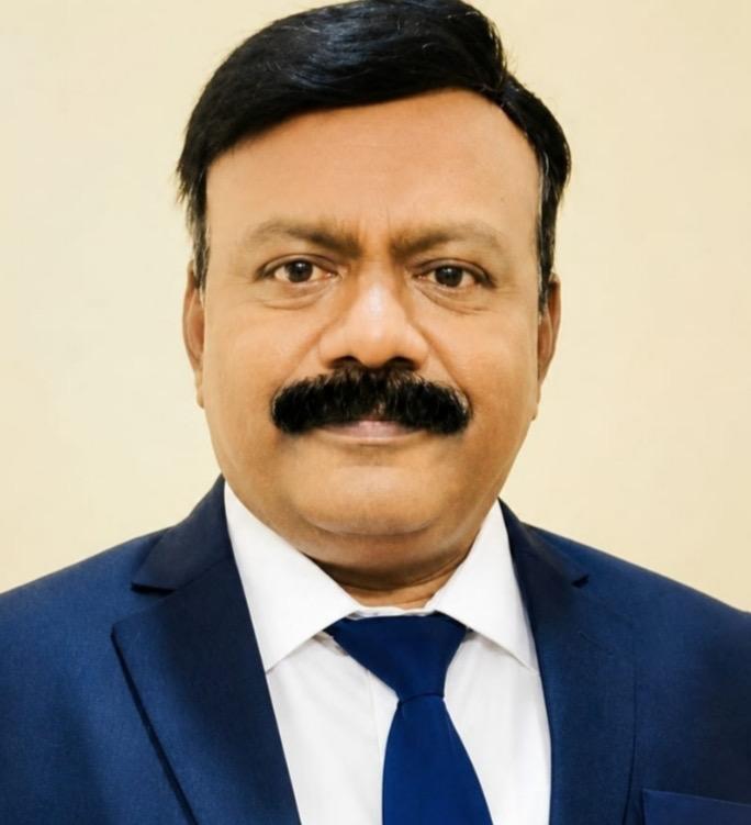 वज्रवेध अकॅडमीचे मुख्य मार्गदर्शक श्री. विठ्ठल मुरलीधर वाकचौरे